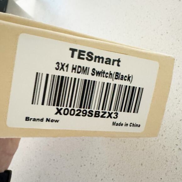 TESmart 3x1 HDMI Switch HDMI Switch Black - Picture 4 of 6